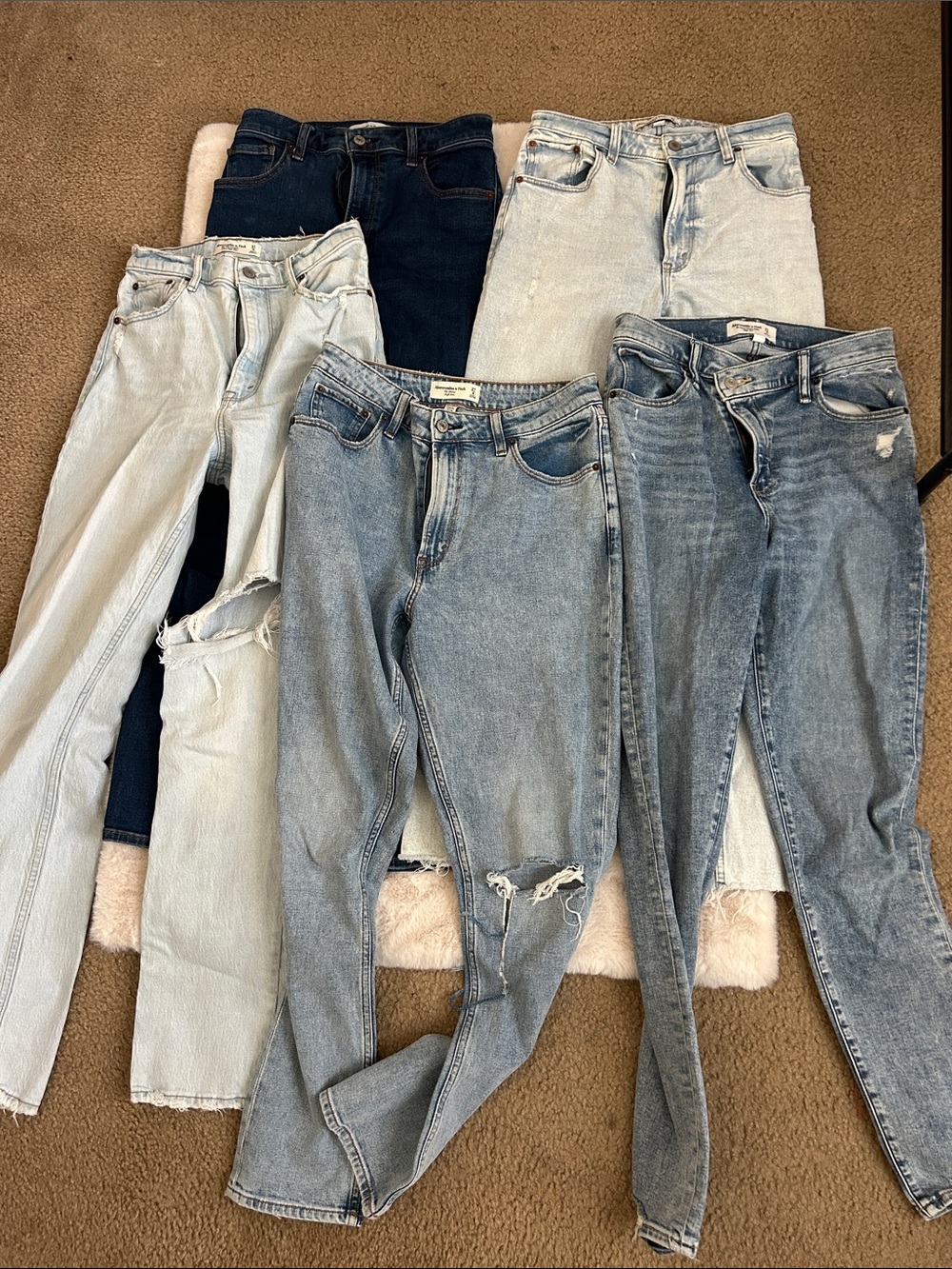 Abercrombie & Fitch Women’s Straight Leg Jeans - Light to Dark Blue Washes